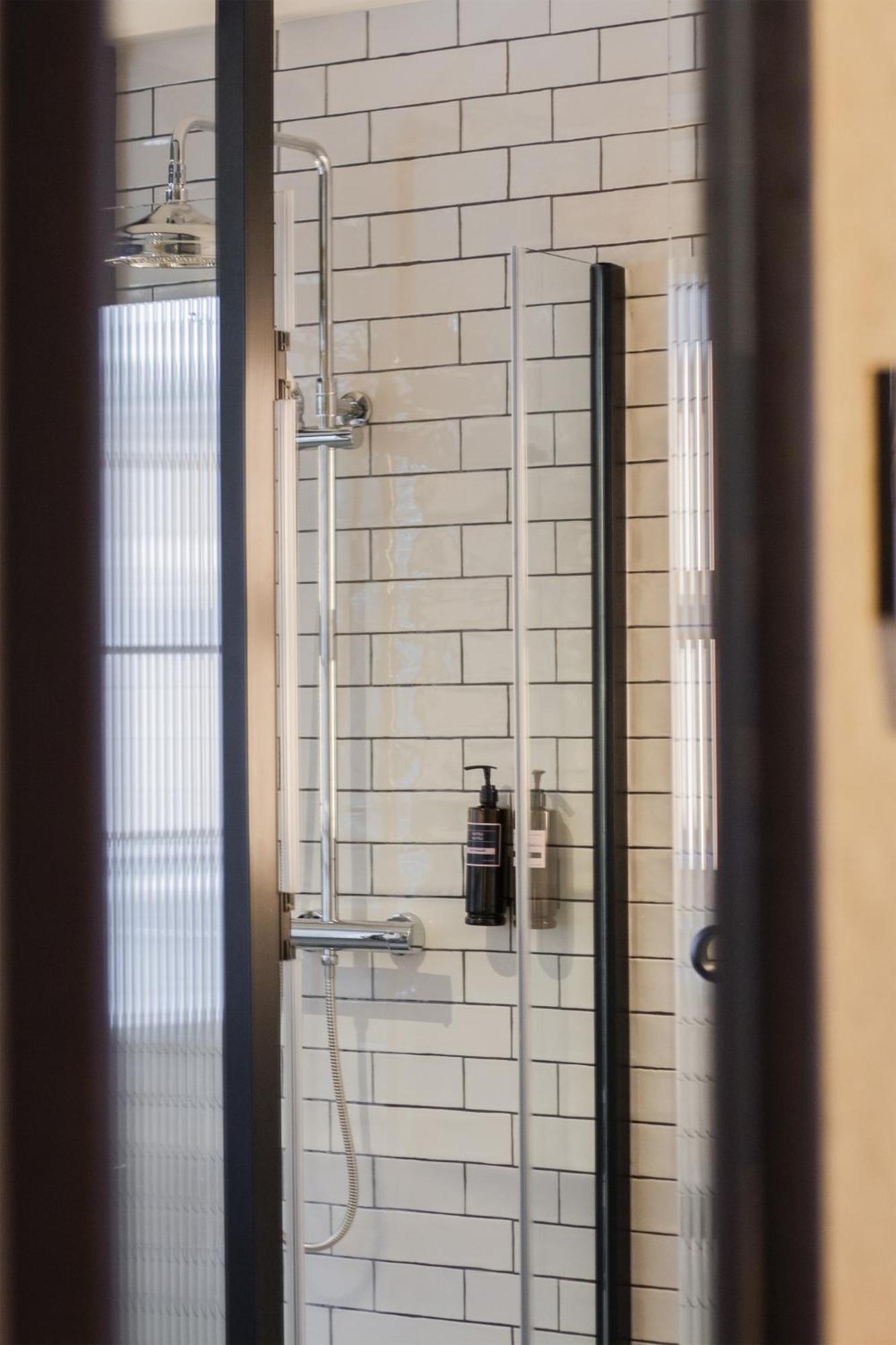 Double Room with Balcony,1650193406:JPEG