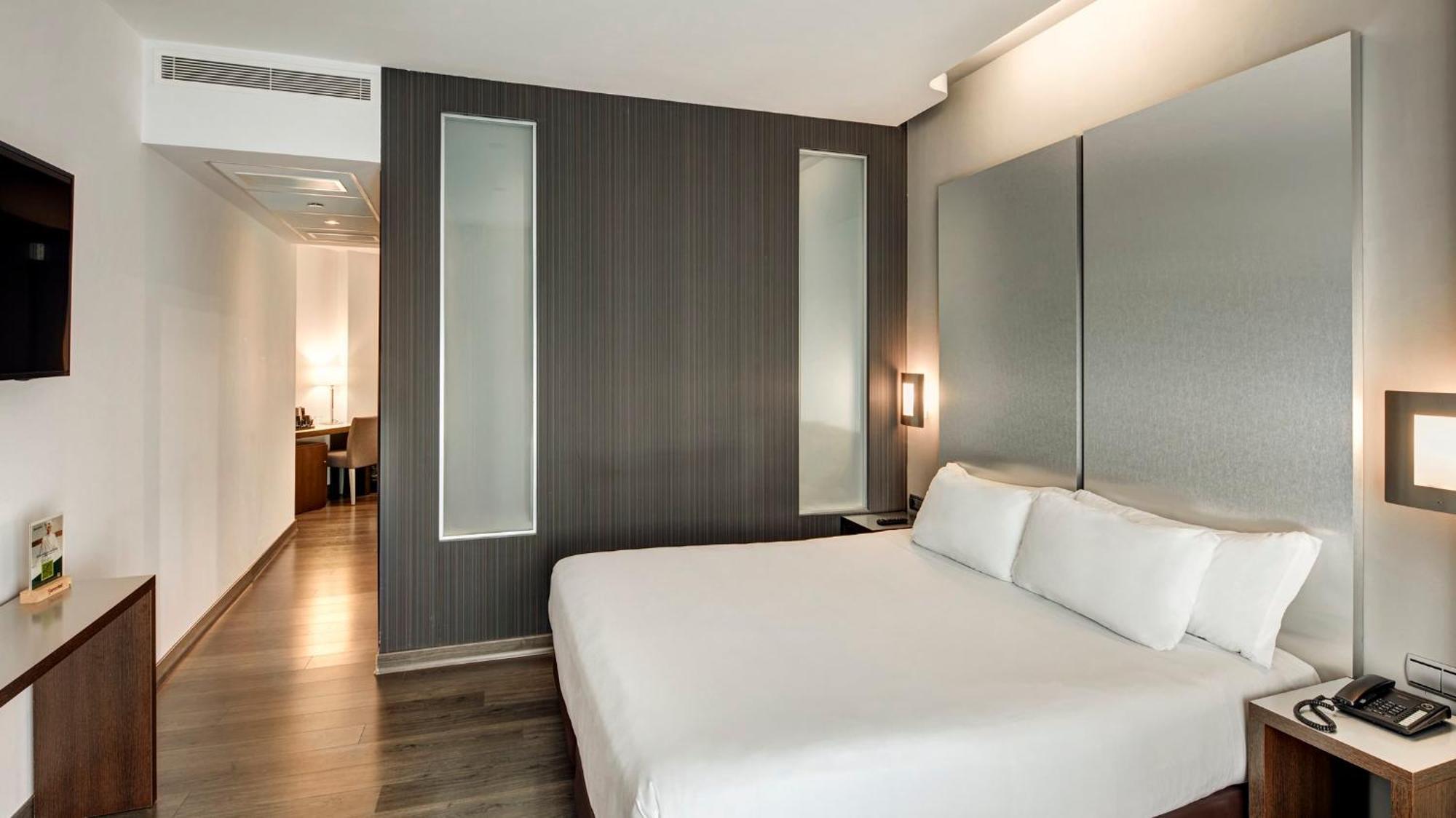 Junior Suite,1691990698:JPEG