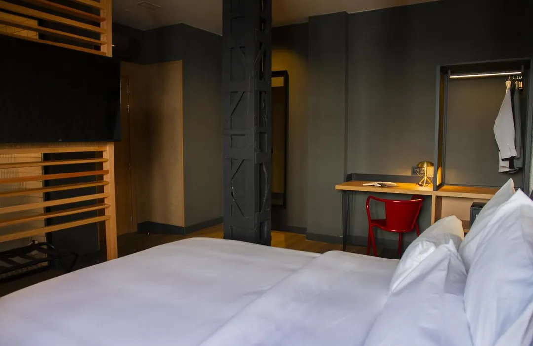 Letoh Letoh Bilbao-1