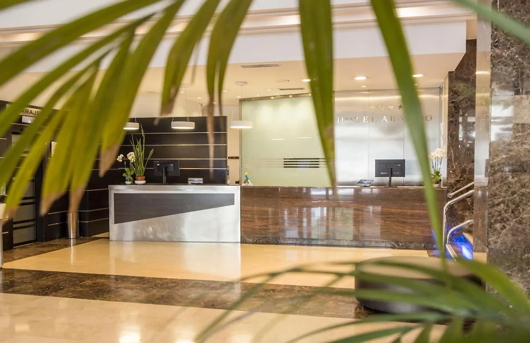 Hotel ILUNION Abando Bilbao-1