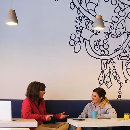 Ibis Budget Bilbao City-2